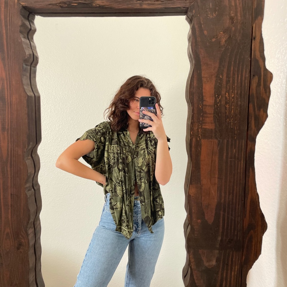 Hawaiian Tee